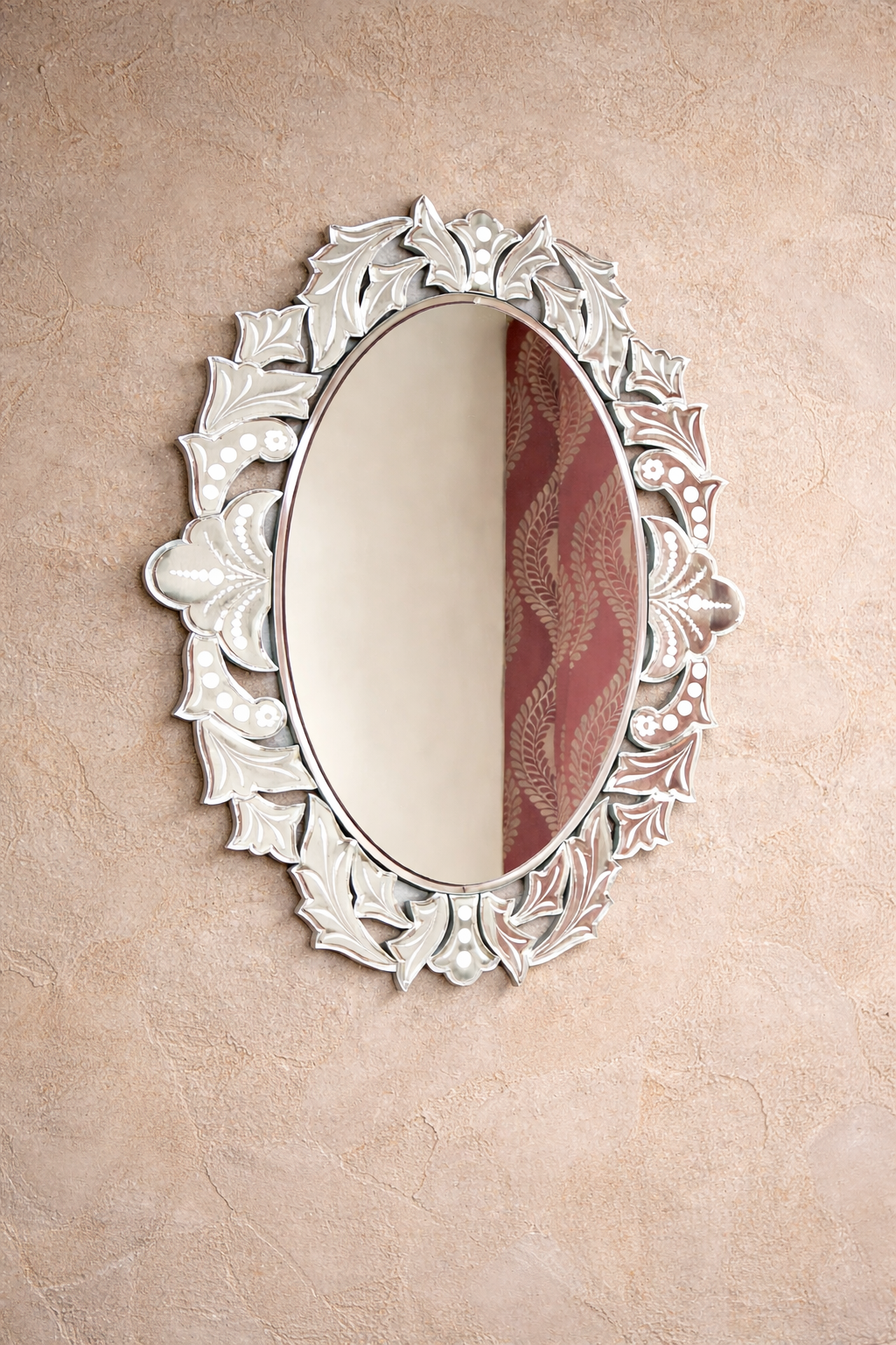 Oval Leaf Filigree Mirror thumbnail Oval Leaf Filigree Mirror thumbnail